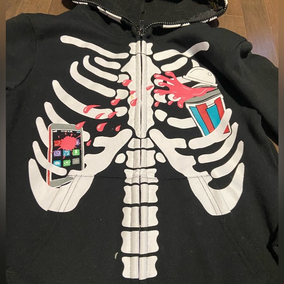 7/8T Boys Black Skull Zip Up Hoodie with mesh see through eyes / hood - Picture 3 of 7